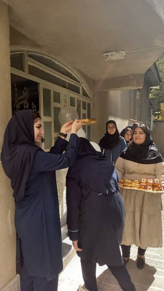 هنرستان فنی و حرفه ای دخترانه گل افشان